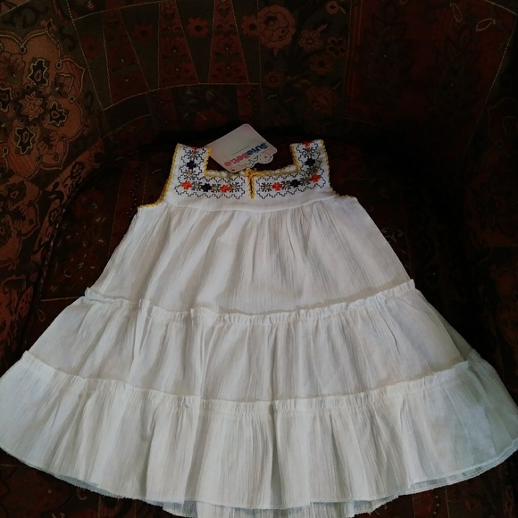 E & Y Little girls (Toddler) Embroidered dress, M - Picture 6 of 8
